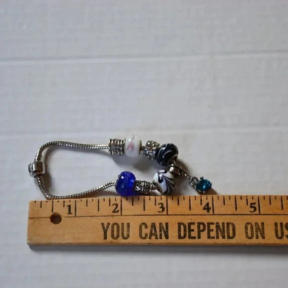 Charm  Bracelet - Picture 5 of 5